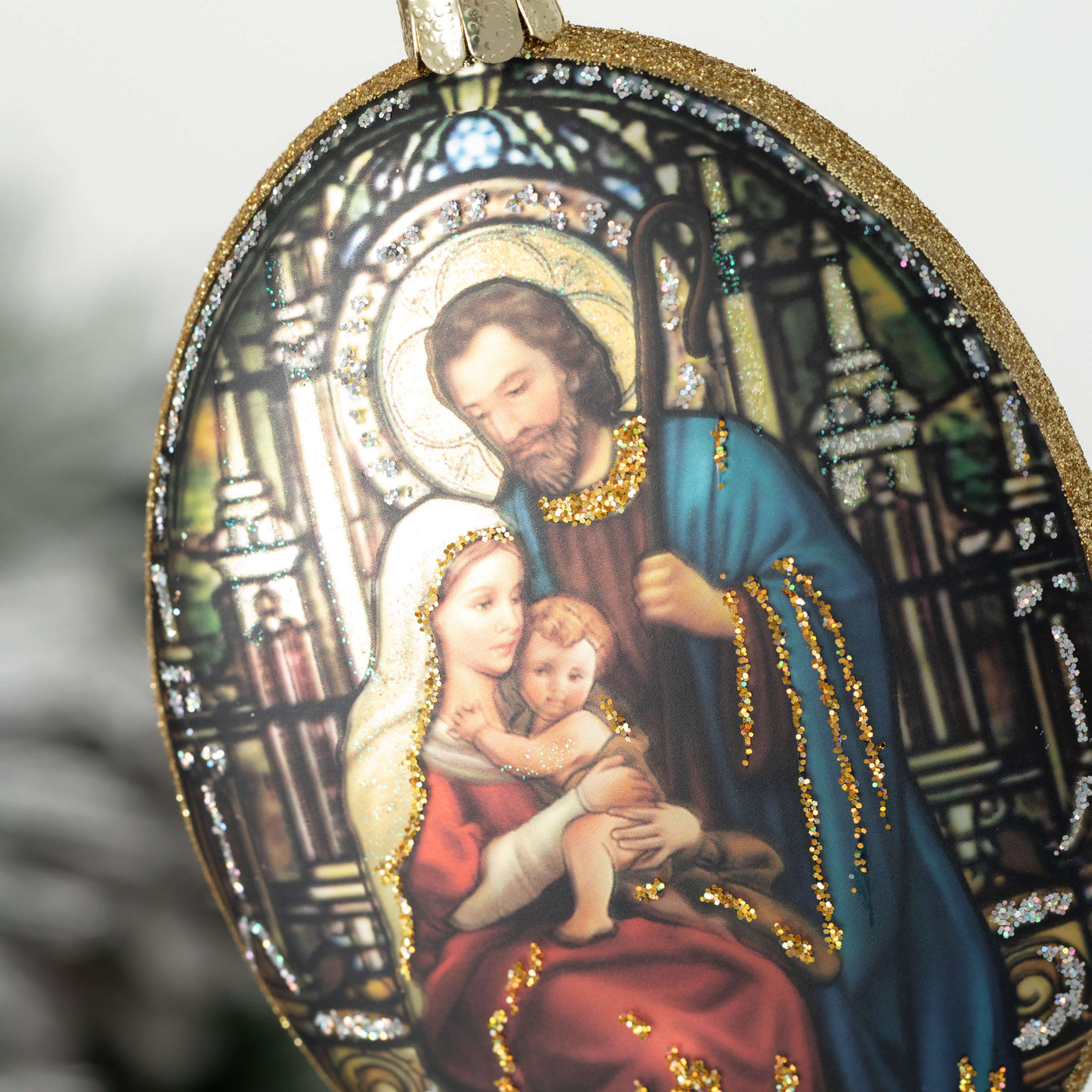 GOTHIC STYLE NATIVITY ORNAMENT