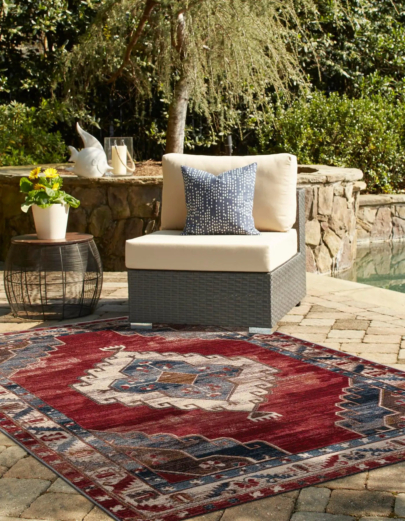 Red and Navy Blue Outdoor Traditional Rectangle Rug