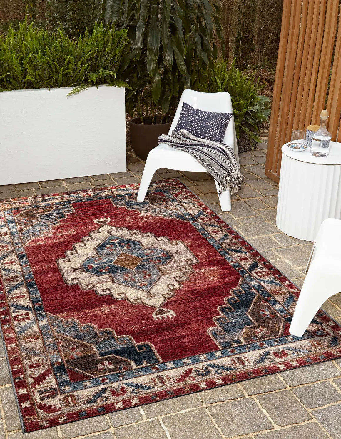 Red and Navy Blue Outdoor Traditional Rectangle Rug