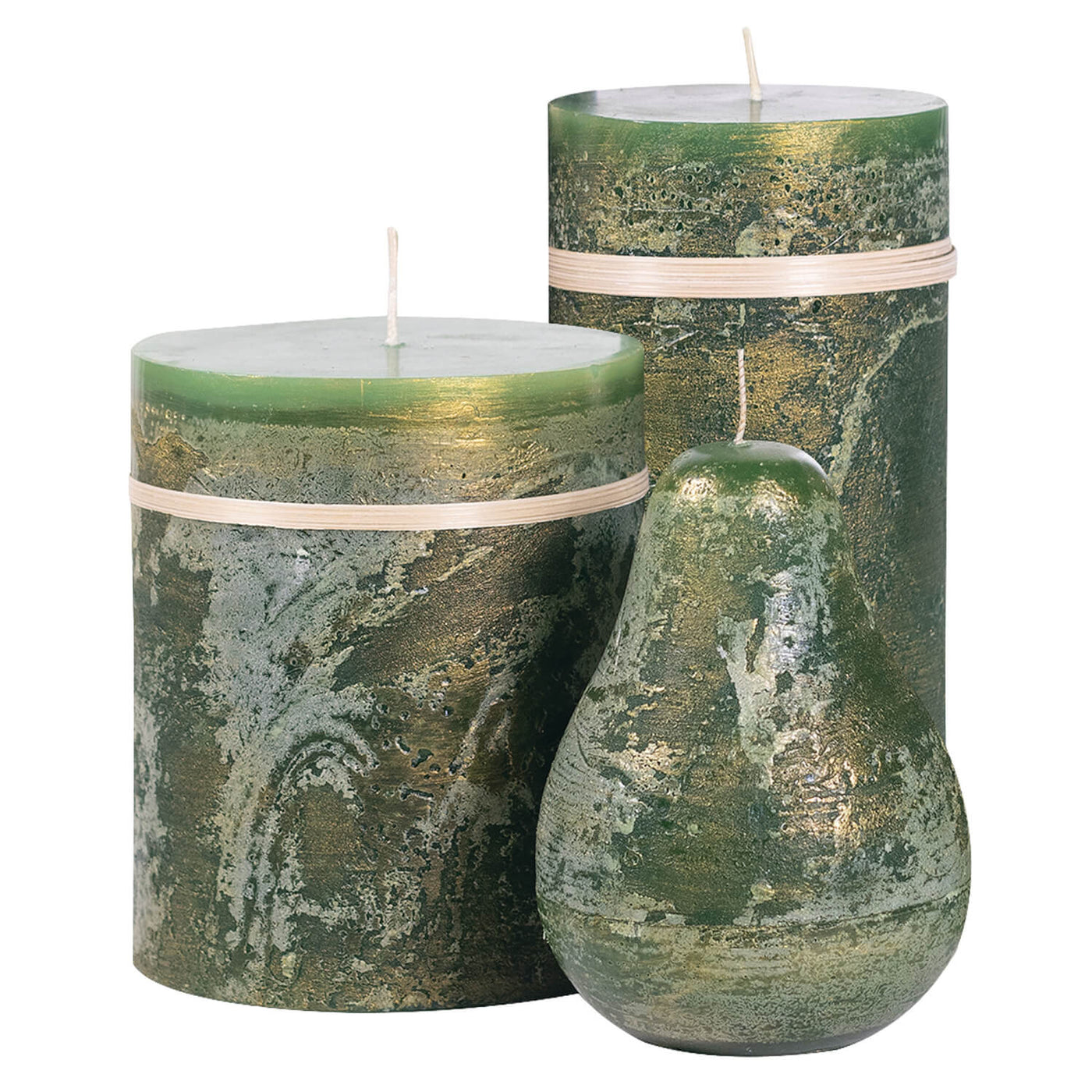 Green Vance Kitira Timber candle with brushed gold accents